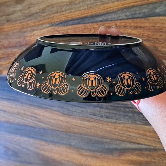 Mickey Mouse Halloween bowl/dish - Picture 5 of 5